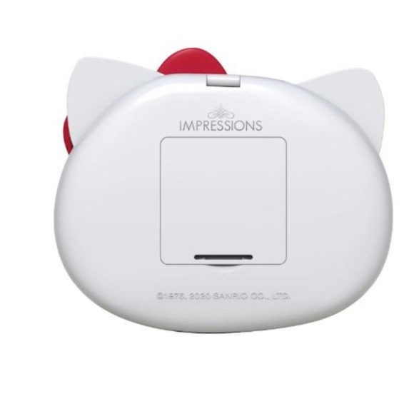 ✨Hello Kitty Kawaii compact mirror NIB - Picture 6 of 10